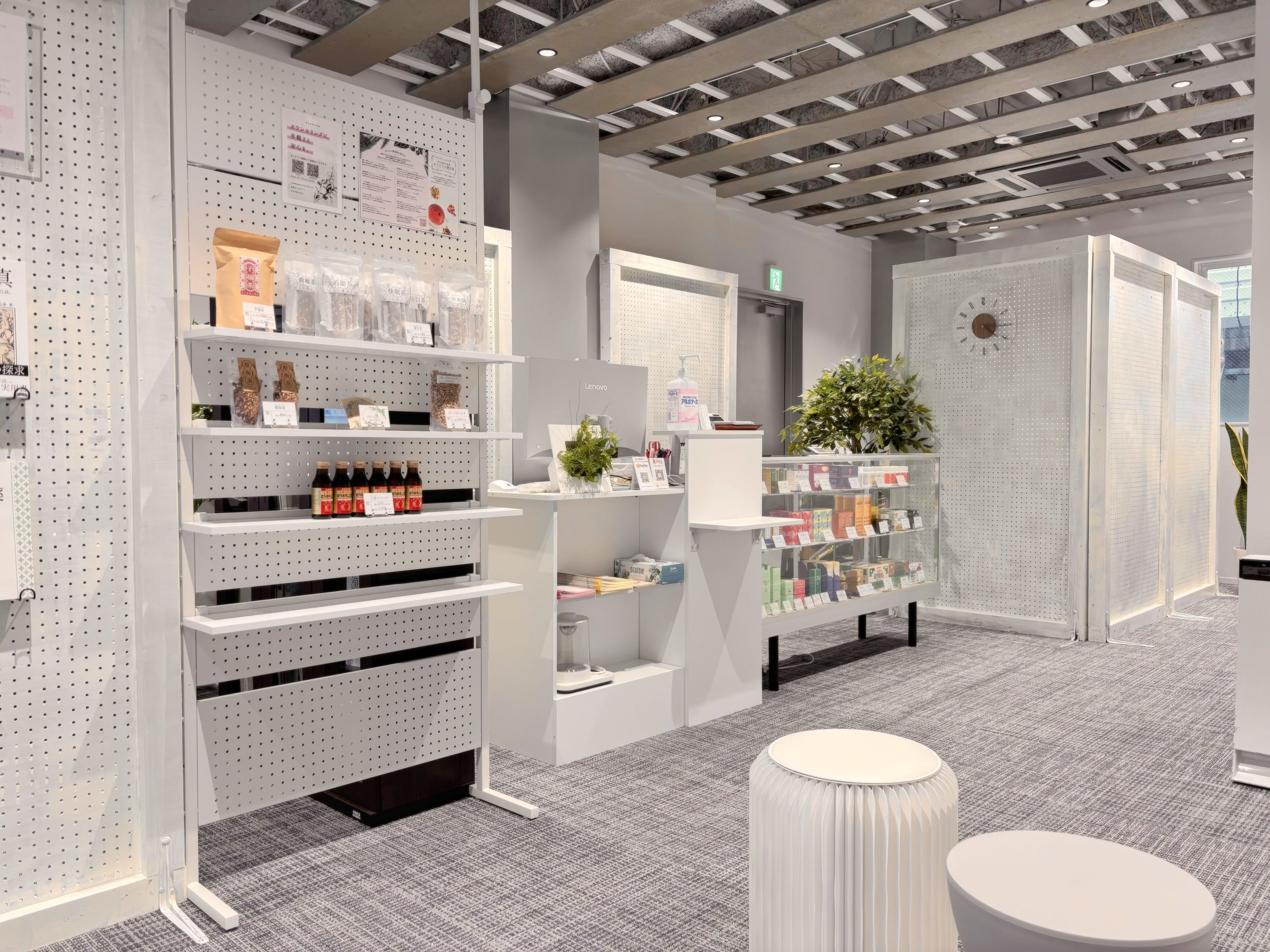 漢方の富士堂＿店内3